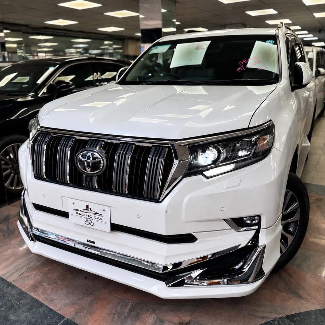 Toyota Land Cruiser Prado TXL 2022