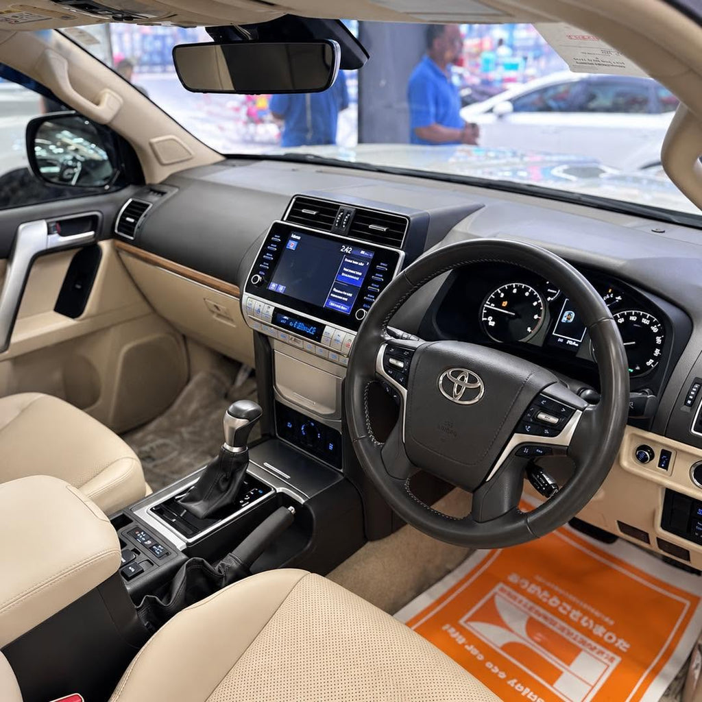 Toyota Land Cruiser Prado TXL 2022