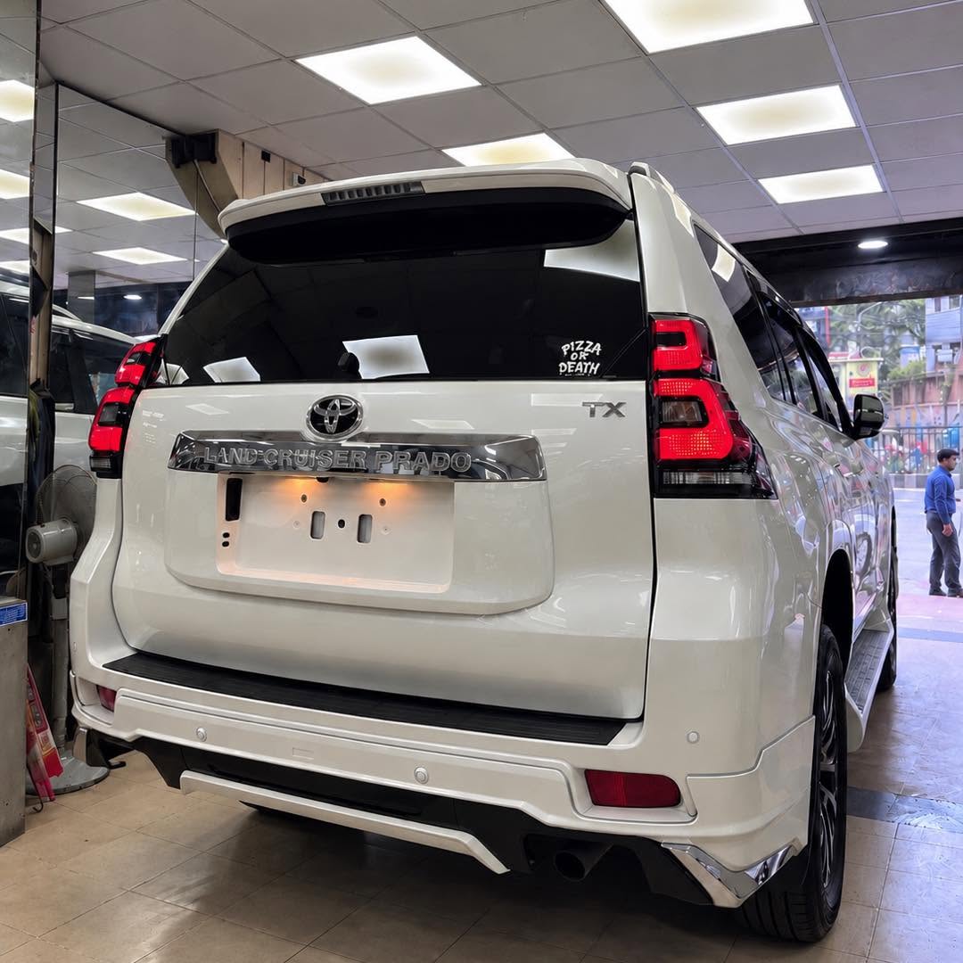 Toyota Land Cruiser Prado TXL 2022